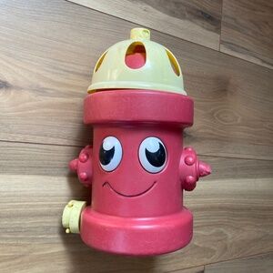 Kids fire hydrant sprinkler